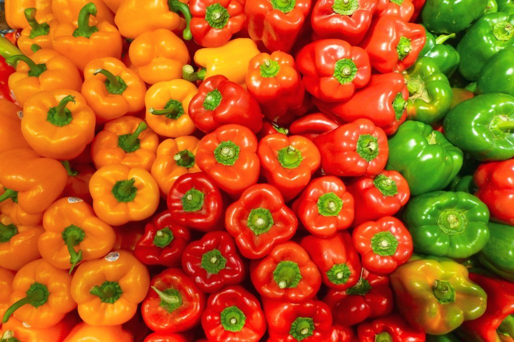 3 Best Ways How to Store Peppers Kelly Bejelly red, orange and green bell peppers before storage