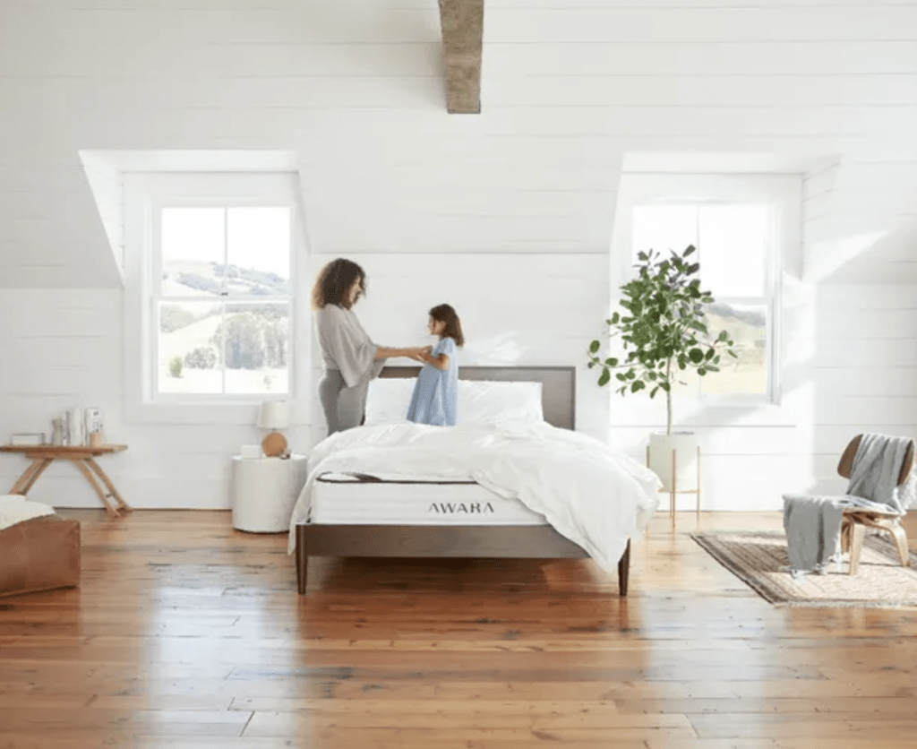Best Twin XL Mattress: 2022 Picks Kelly Bejelly However, mattresses come in all sorts of sizes and materials. For example, twin XL mattresses measure 38 x 80 inches, making them suitable for tall individuals and tight rooms. So, if you're looking for the best twin XL mattress, this guide is for you. And now, let's jump straight in.
