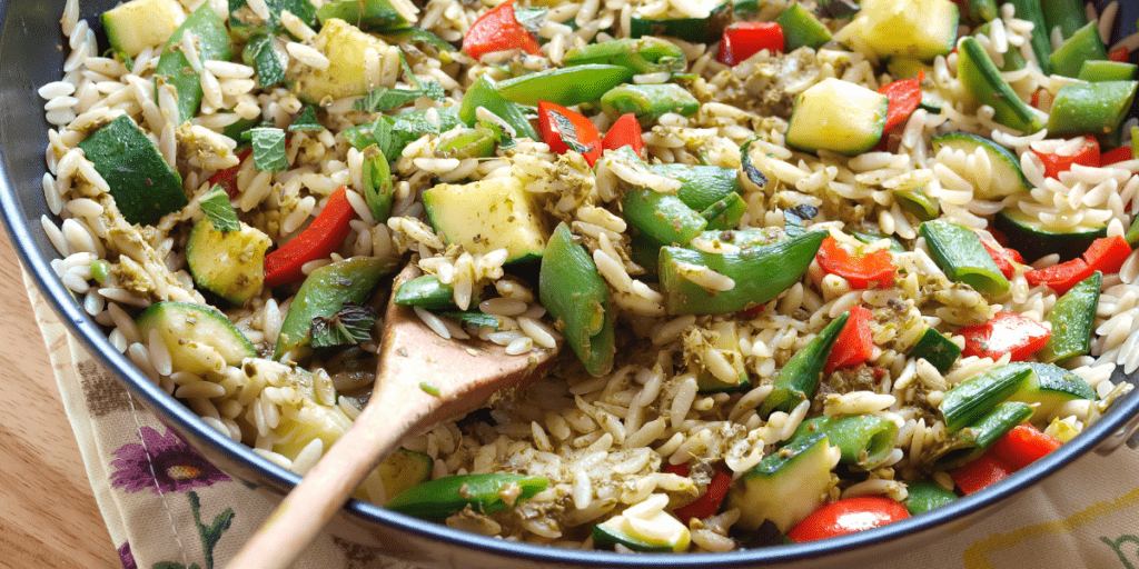 Going vegan? Try this healthy and simple orzo-based dish Kelly Bejelly Through the years, there had been different food trends, some of them strong enough to change the eating habits of an entire generation. Mediterranean, Paleo, and low-carb are just a few examples of an incredibly long list, and they were all on-trend during the last decade!