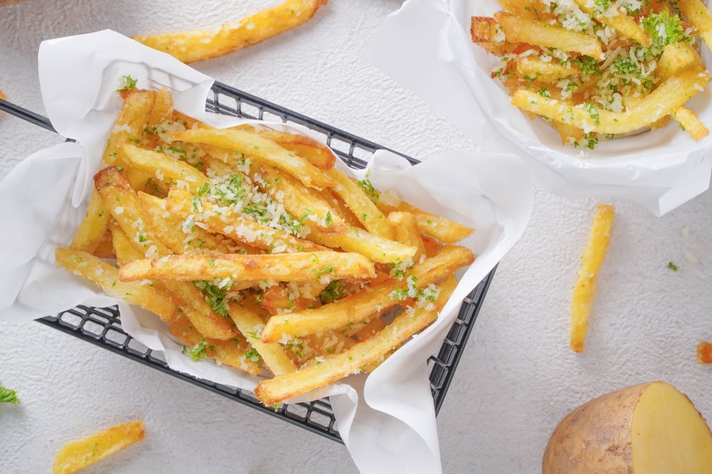 Truffle Fries Kelly Bejelly Take truffle fries, for example. We've all grown to know french fries as a delicious side dish. But truffle fries are another story. They're a sophisticated version of the beloved dish, drizzled with truffle oil and complemented with freshly grated parmesan cheese. And the best part? They're insanely easy to make.