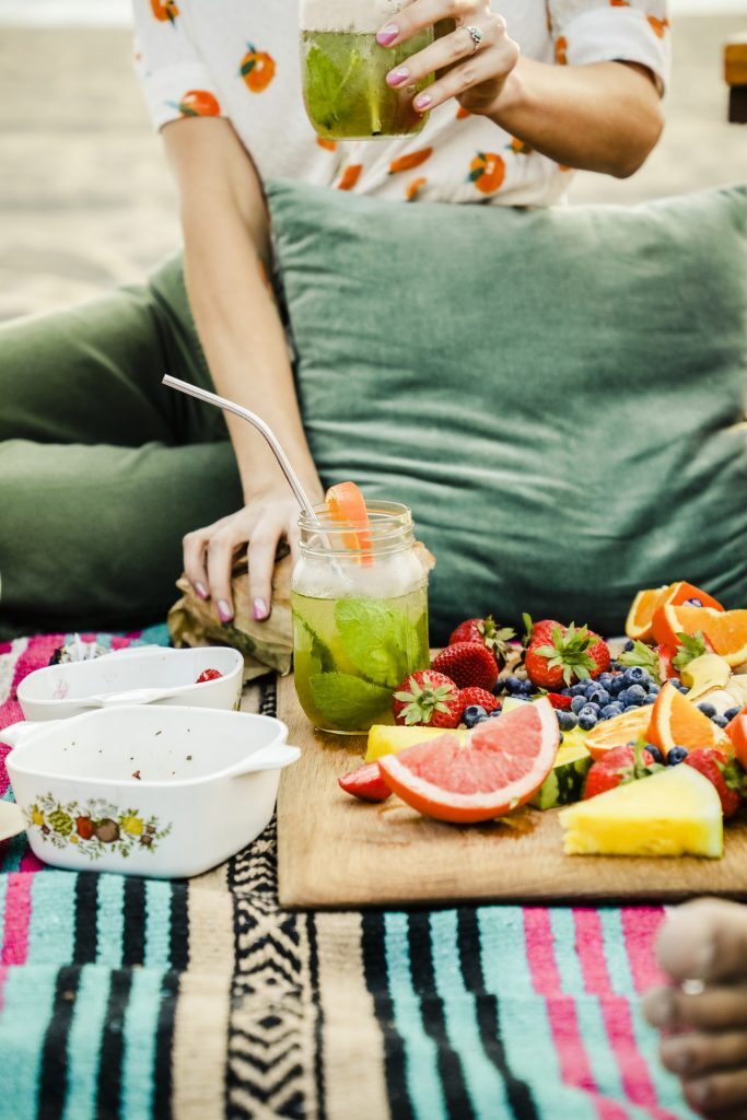 Most Adults Are Unhealthy -- Here's How To Fix That In The New Year Kelly Bejelly According to the BBC, most adults in the UK are living unhealthy lifestyles. But across the pond, Americans aren't doing so hot either.