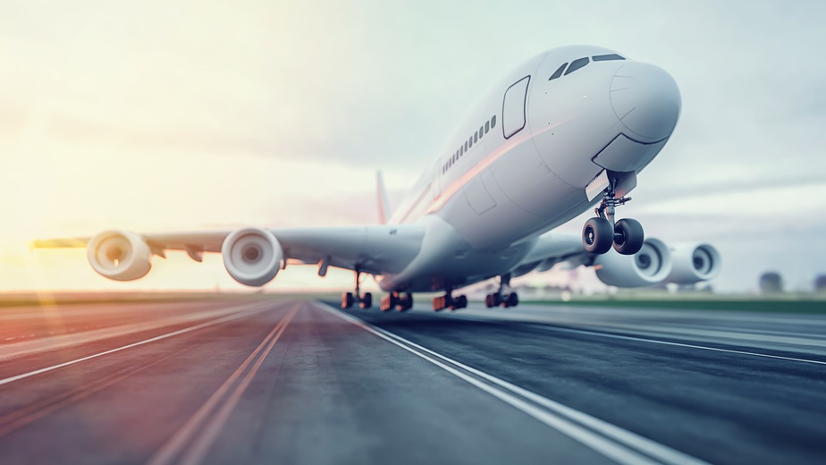 Want to Avoid Sickness During Your Next Flight? These Tips Can Help Kelly Bejelly If you've ever found yourself developing a cold or other illness a few days after flying on a plane, you're definitely not alone. Flying on a plane with other passengers is one of the easiest ways to spread germs and potential illnesses. And while it's sometimes unpreventable, there are many steps that passengers can take to limit their exposure to germs while in flight. With that in mind, here's a quick guide to help you stay healthy before, during, and after your next flight.