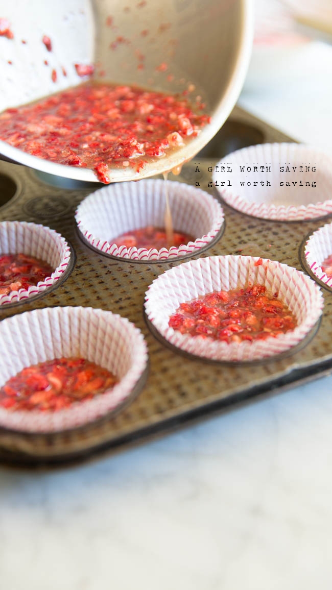 White Chocolate Strawberry Candy Cups (Vegan, AIP) Kelly Bejelly white chocolate strawberry cups