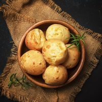 paleo garlic bread made with tapioca flour