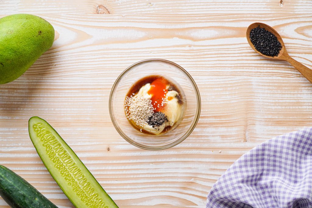 Spicy Mayo ingredients in a bowl 