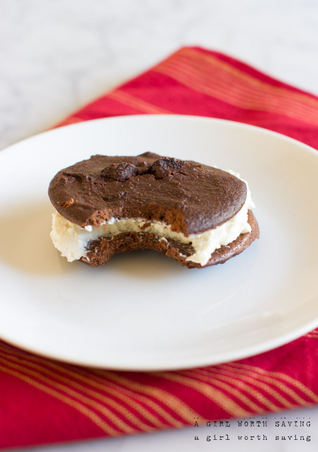 Chocolate Peppermint Whoopee Cookie