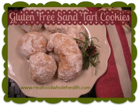 Gluten Free Christmas Cookies Swap Kelly Bejelly One of my favorite things to do during the holidays is to bake up a storm of cookies and pies and make a pop tart gingerbread house with the kiddos. Waistline forgive me because stretchy pants are just going to happen. I've teamed up with some of my favorite bloggers to share a virtual Gluten Free Christmas Cookies swap. That way you eat the extra calroies and I don't have to stand in some crazy long line at the Post Office. Not every recipe is grain-free, hence the title of this series, but you'll find some gems in this bunch of cookie deliciousness.