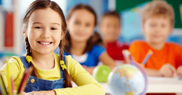 How to Make Sure Your Child Is Staying Healthy at School Kelly Bejelly Taking your child to school comes with many benefits - they get to broaden their knowledge, make friends, and get a clearer understanding of the world around them. As a parent, one of the essential concerns you should focus on is your child's health, especially when at school. You will not always be there to keep a close eye on what they consume, but you can embrace the points explained below to ensure your little champ stays healthy.