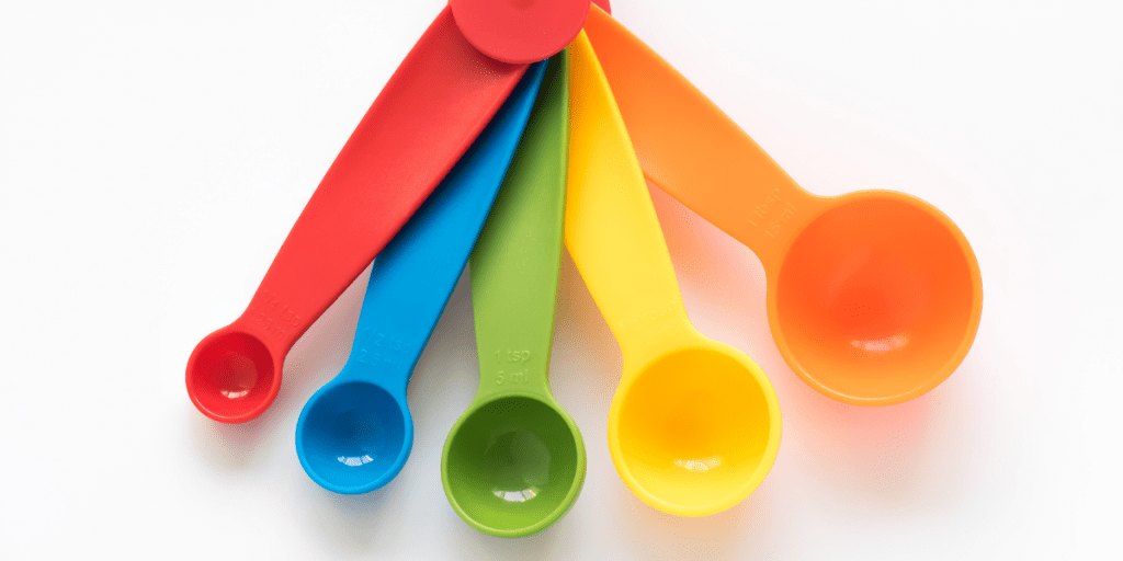 How Many Ounces in a Cup? Kelly Bejelly measuring spoons