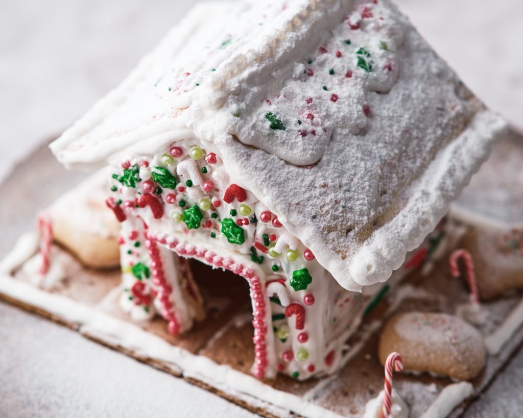 Pop-Tart Gingerbread House Kelly Bejelly pop tart gingerbread house
