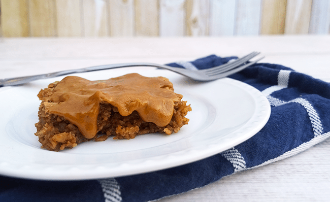 Recipe Index Kelly Bejelly Cinnamon roll baked oatmeal with caramel vanilla glaze - A Girl Worth Saving