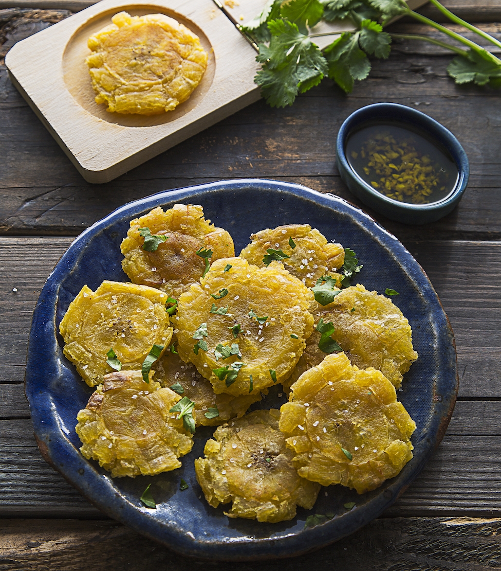 Recipe Index Kelly Bejelly If you are looking for easy recipes, you’ve come to the right place. Welcome to A Girl Worth Saving, where every recipe is delicious and simple (seriously most are 10 ingredients or less). I focus on healthy comfort foods that even picky eaters will love!
