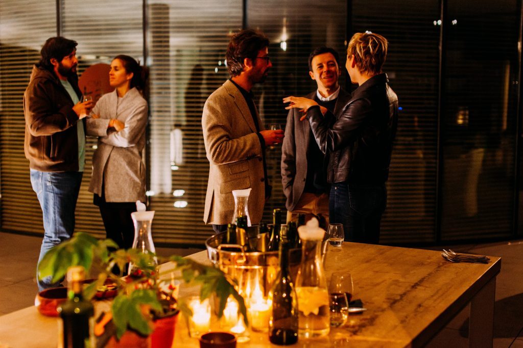 Cost-Effective Party Ideas That Won't Break The Bank Kelly Bejelly A party means fun and frolic among a group of close-knit people. By default, you start to think in a larger-than-daily-life scale for a party. Images of activities and amusements along with lavish arrangements start flashing in your mind. And if you’re the host, you mentally start a parallel comparison of the cost of all those pretty things with your budget.