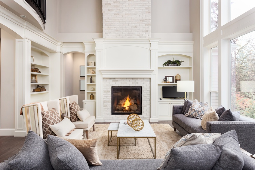 How to Help Your Home Make a Good Impression on Potential Buyers Kelly Bejelly Considering the average real estate transaction involves almost 86 people from beginning to end, it's safe to say that a lot of people are going to see your home before it finds a new owner. Not sure how to prep your home to make a great impression on potential buyers? Here are a few tips that should help you out.