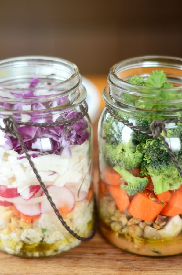 Recipe Index Kelly Bejelly If you are looking for easy recipes, you’ve come to the right place. Welcome to A Girl Worth Saving, where every recipe is delicious and simple (seriously most are 10 ingredients or less). I focus on healthy comfort foods that even picky eaters will love!