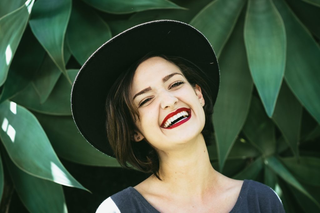 5 Tips to Going a Year Without Cavities Kelly Bejelly Your teeth, just as your skin help in showing how healthy you are. The presence of cavities is a tell tale sign that you may need to improve how you clean your teeth. To fully understand how to prevent a cavity from forming, it may help to explore the cause of a tooth cavity. Decay comes from a simple scientific process. When food that contains starch and sugars is ignored and left to settle on your teeth or in between your gums, bacteria that resides in your mouth breaks down the food and as a result produces acid. The acid is mostly present in plaque which is the thick, pale yellow substance that sticks to your teeth. The acid goes on to eat at your teeth and bring about the day which as a result is the unwanted cavity.