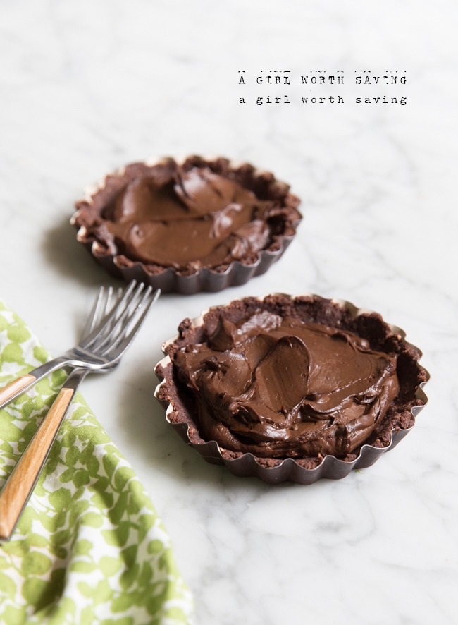 Recipe Index Kelly Bejelly paleo chocolate peppermint tarts-9346