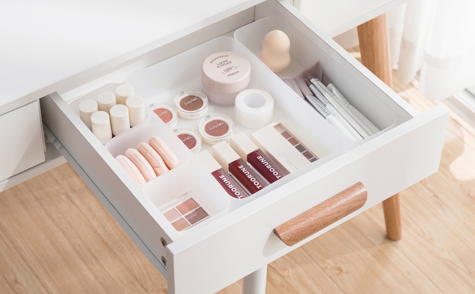 5 Bathroom Drawer Organizer You'll Love Kelly Bejelly Bathroom drawer organizer showing
