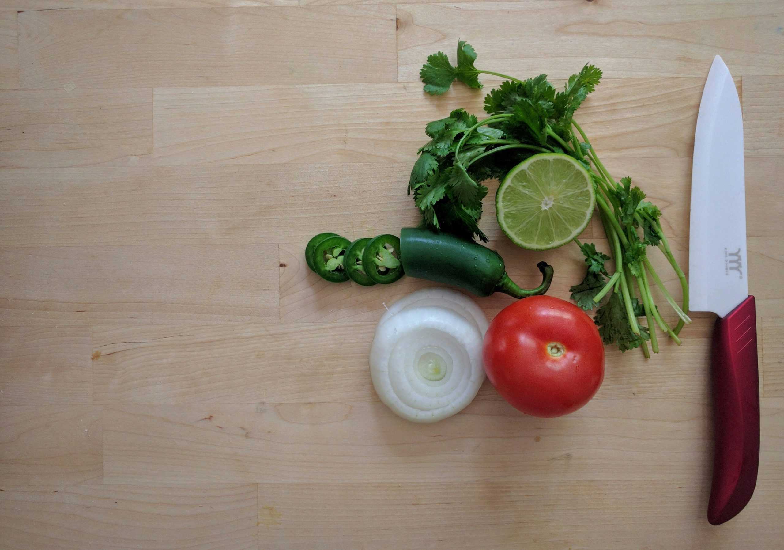 When you use the right tools in the kitchen, you’ll make your life easier and cooking becomes more enjoyable. One of the best tools you can use is a butcher block cutting board. Butcher's block cutting boards are favored by professional chefs and home cooks because they are strong and last a long time.