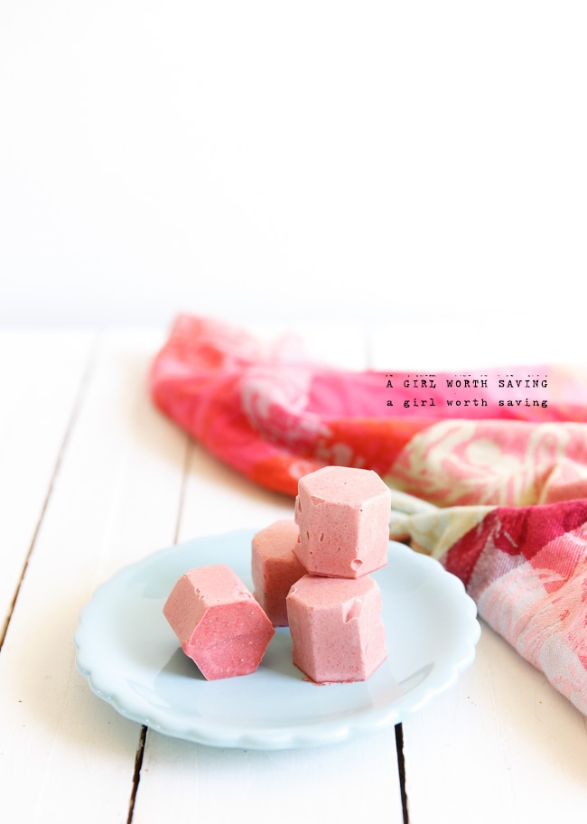 You’ll find there are quite a few Paleo and Gluten-free Strawberry Desserts in this recipe round up. So if you are following either of these diet regimens, it’s easy to have a dessert that will make you grin from ear to ear.